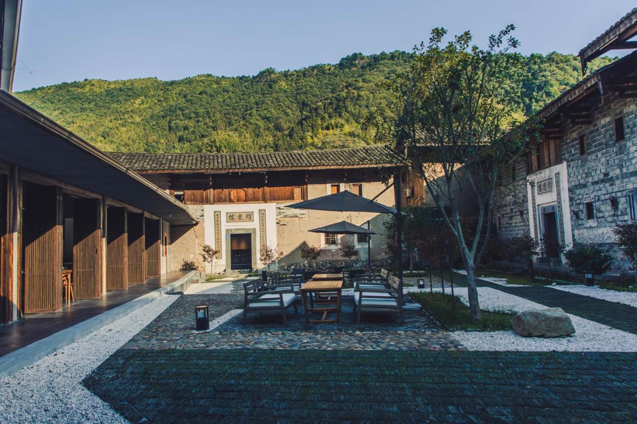 Tsingpu Tulou Retreat Hotel Zhangzhou Ngoại thất bức ảnh